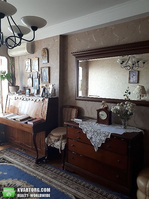 Sell 3-room apartment. Киев,  Березняковская — photo 1