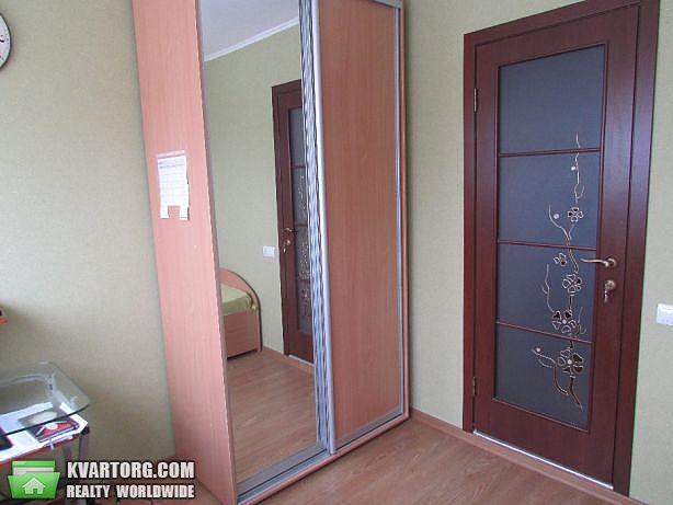 Sell 4-room apartment. Киев,  Олевская — photo 9