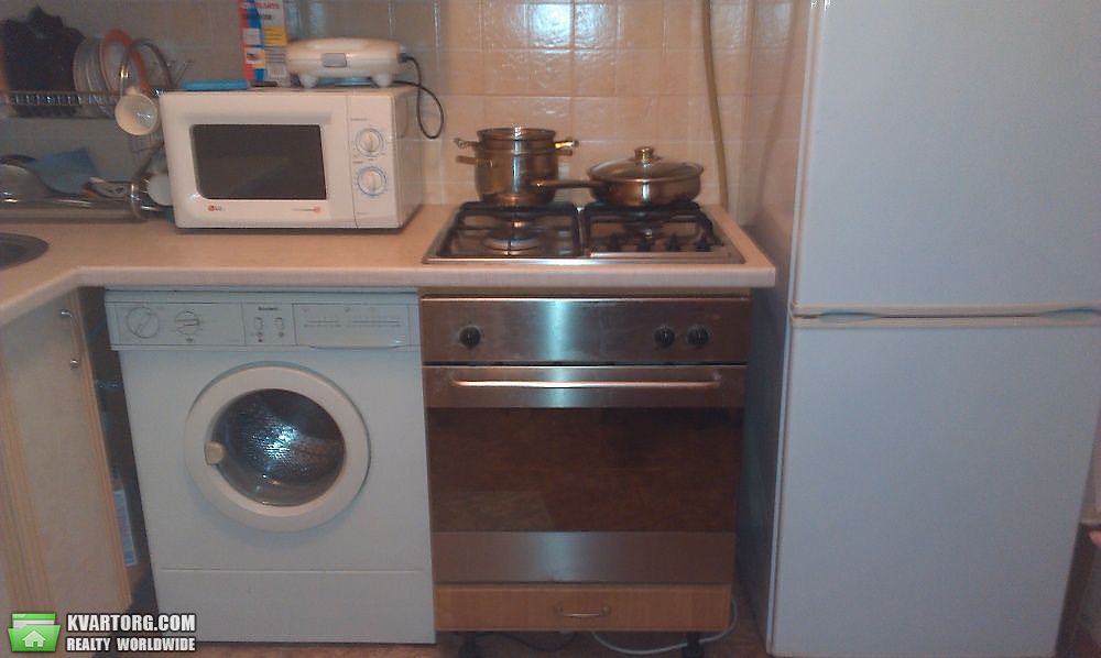 Sell 2-room apartment. Киев,  Каунасская — photo 2