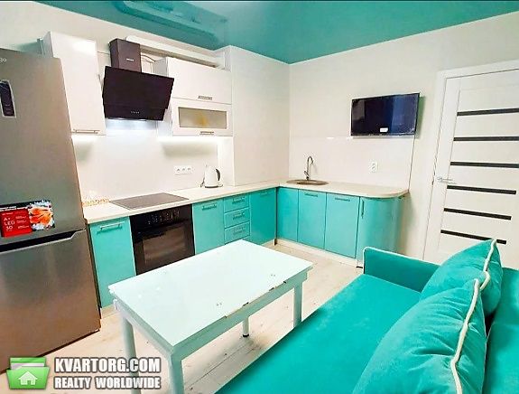 Sell 1-room apartment. Киев, Пригородная — photo 1