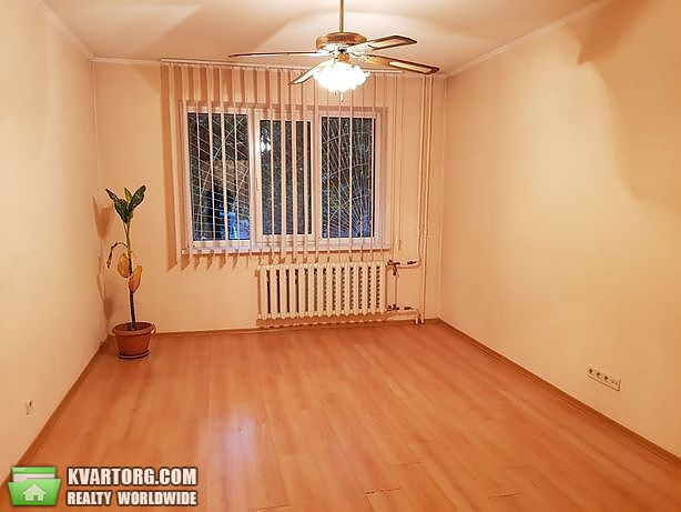 Sell 5-room apartment. Киев,  Автозаводская — photo 2