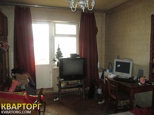 Sell 3-room apartment. Киев,  Радужная — photo 1