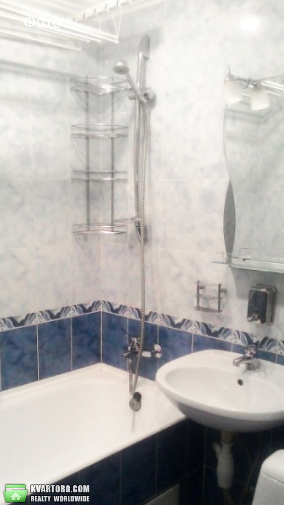 Rent out 1-room apartment. Киев, Тычины — photo 1