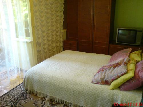 Rent out 2-room apartment. Одесса, Семинарская,Шевченко проспект, центр — photo 3
