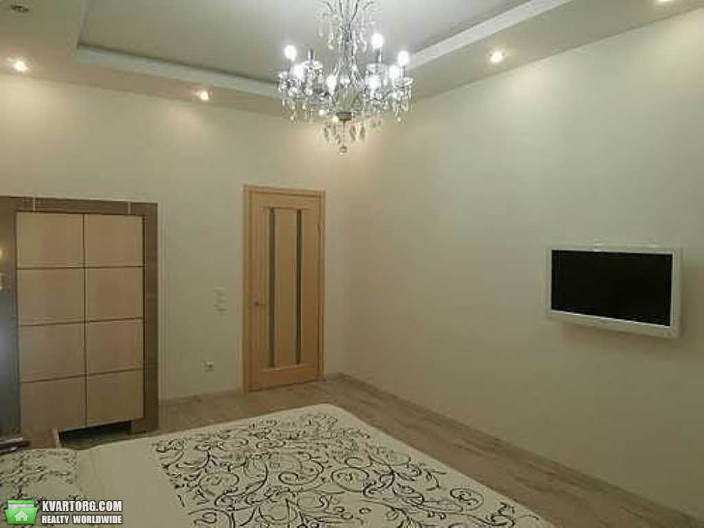 Rent out 2-room apartment. Киев, Ветрова — photo 2