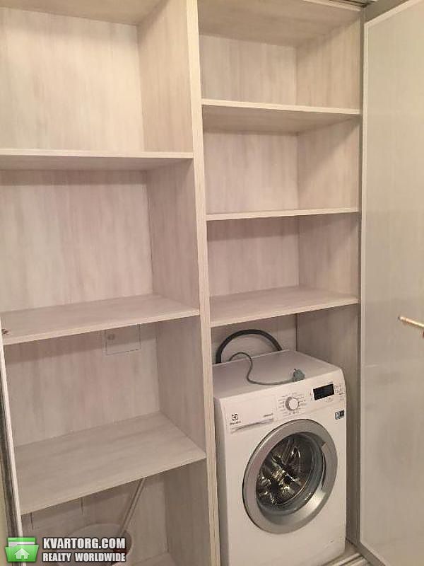 Rent out 3-room apartment. Киев,  Введенская — photo 8