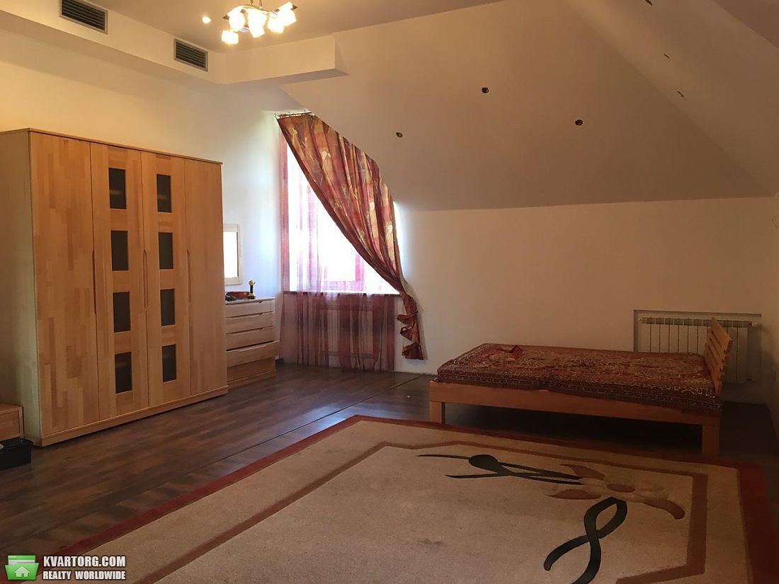 Rent out house. Киев,  Богатырская — photo 10