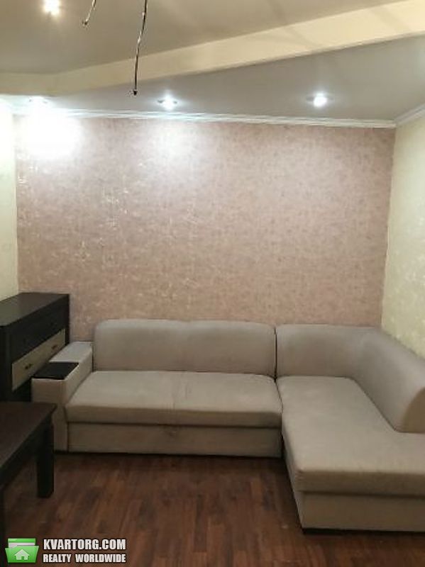 Sell 2-room apartment. Киев,  Зодчих — photo 2
