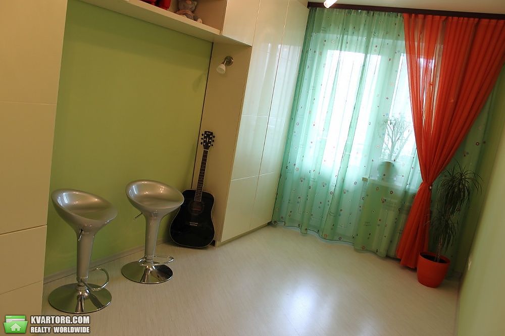 Sell 3-room apartment. Киев,  Свободы пр — photo 2