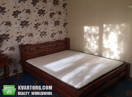 Rent out 2-room apartment. Киев,  Якубовского — photo 1