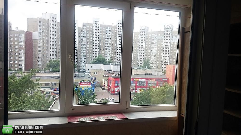 Sell 3-room apartment. Киев,  Харьковское шоссе — photo 10
