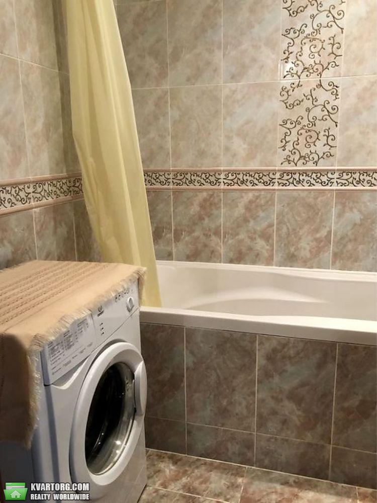 Rent out 2-room apartment. Киев,  Мишуги — photo 7