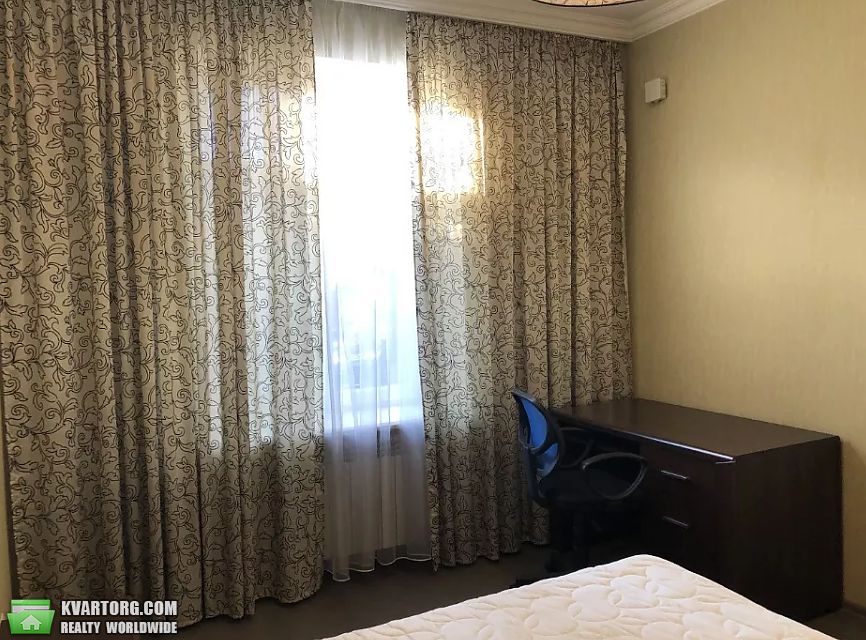 Rent out 3-room apartment. Киев, .М.Грушевского — photo 4
