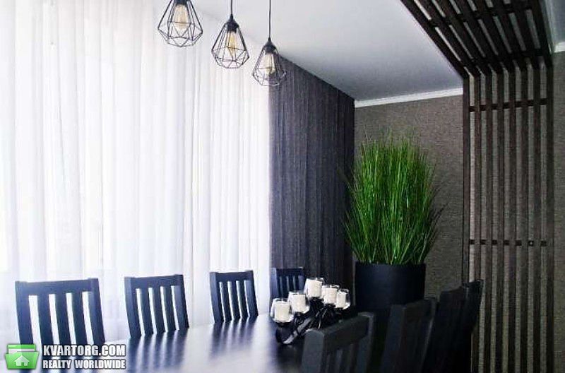 Sell 4-room apartment. Киев,  Макеевская — photo 2