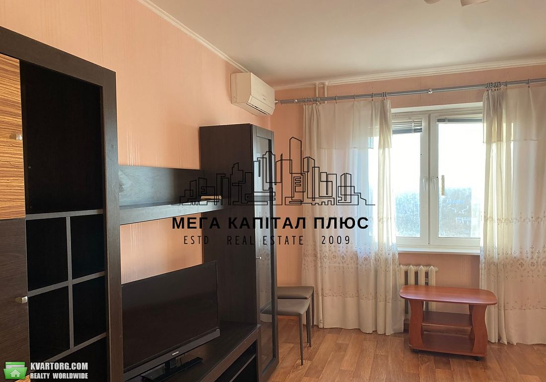 Rent out 1-room apartment. Киев, Ващенка — photo 4