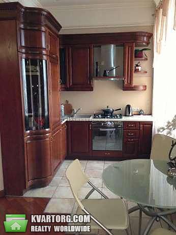 Rent out 2-room apartment. Киев,  Крещатик — photo 2