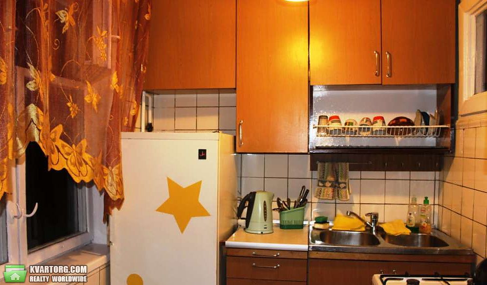 Sell 3-room apartment. Киев,  Кавказская — photo 1
