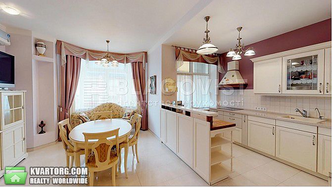 Sell multi-room apartment. Киев,  Павловская — photo 1