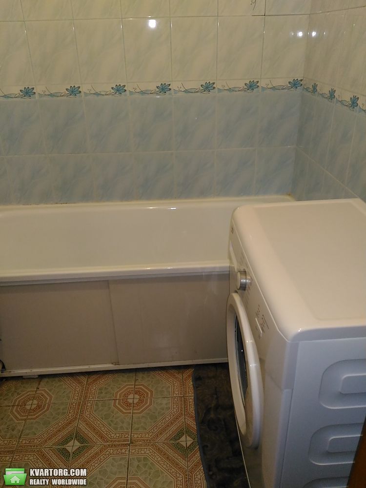 Rent out 1-room apartment. Киев, Вишняковская — photo 3