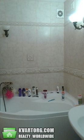 Rent out 2-room apartment. Киев,  Героев Днепра — photo 2