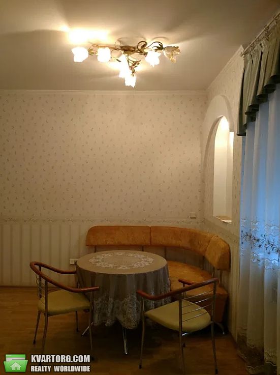Rent out 2-room apartment. Киев,  Бажана — photo 2