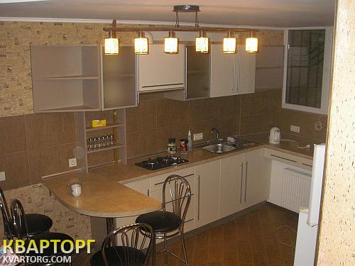 Rent out 2-room apartment. Одесса, Дерибасовская — photo 1