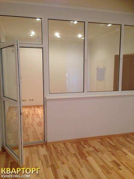 Rent out office. Киев,  Костельная — photo 5