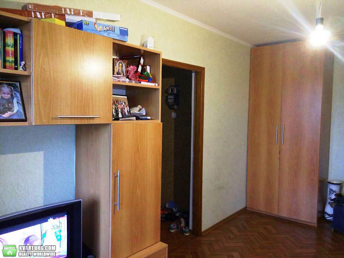 Sell 2-room apartment. Киев,  Ватутина пр — photo 5