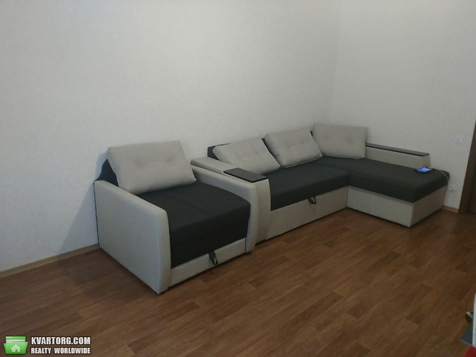 Rent out 1-room apartment. Киев, русовой — photo 3