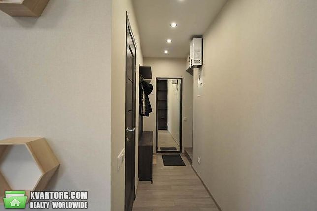 Rent out 2-room apartment. Киев,  Каблукова — photo 8