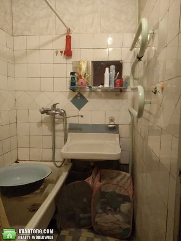 Sell 4-room apartment. Киев,  Лесной пр — photo 3