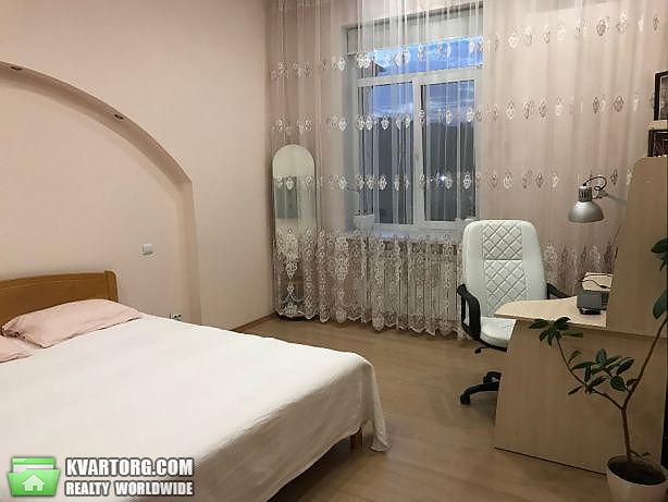Rent out 2-room apartment. Киев,  Фрунзе — photo 6