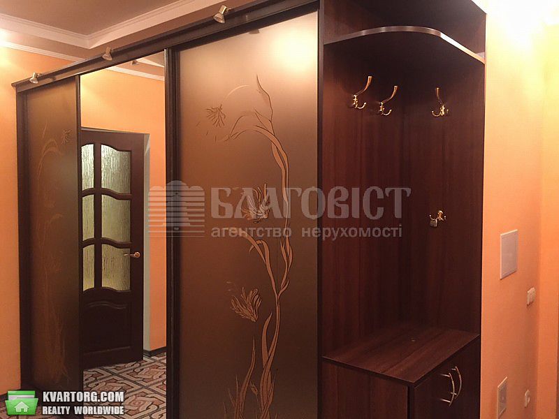 Rent out 2-room apartment. Киев,  Луначарского — photo 6