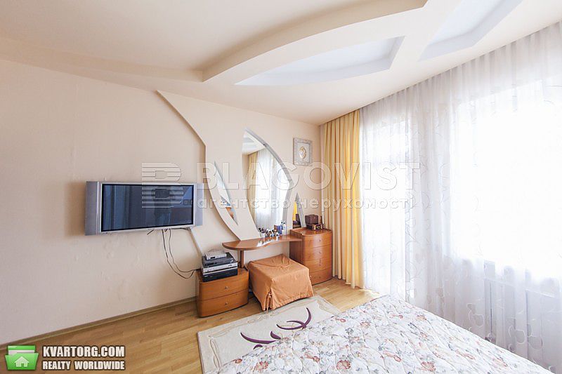 Sell 4-room apartment. Киев,  Ковпака — photo 3