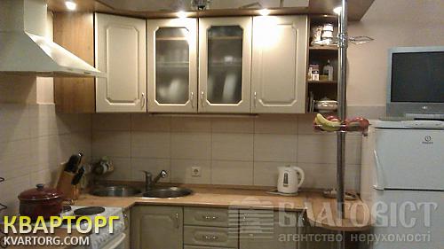 Sell 1-room apartment. Киев,  Большая Китаевская — photo 1