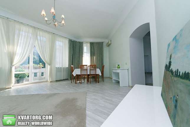 Rent out 3-room apartment. Киев,  Лютеранская — photo 6