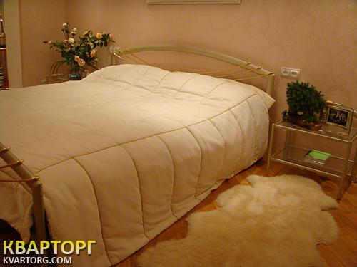 Rent out 3-room apartment. Киев,  Бажана — photo 2