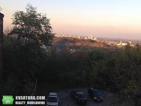 Sell 3-room apartment. Киев,  Большая Житомирская — photo 1