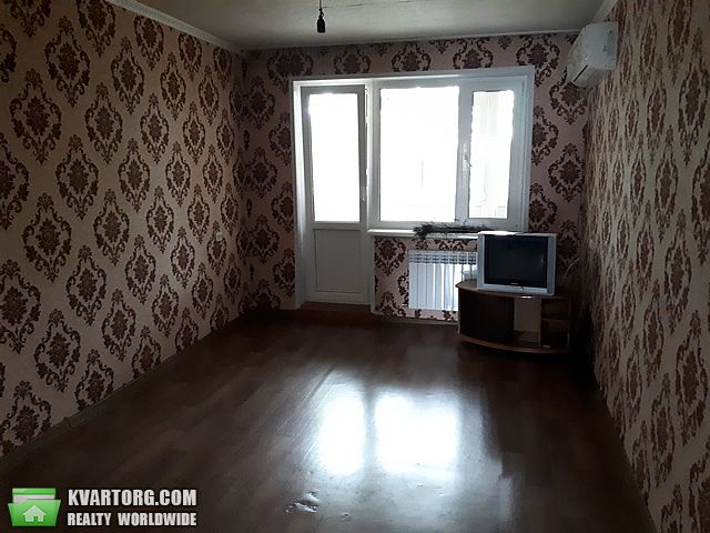 Sell 2-room apartment. Днепропетровск, Комарова — photo 2