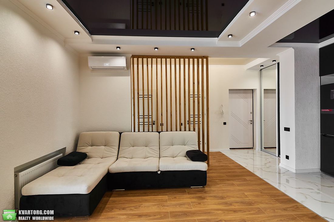 Sell 3-room apartment. Днепропетровск, Рогалева — photo 2