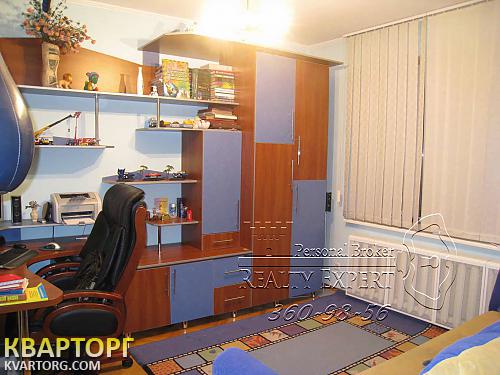 Sell 4-room apartment. Киев,  Уборевича — photo 4