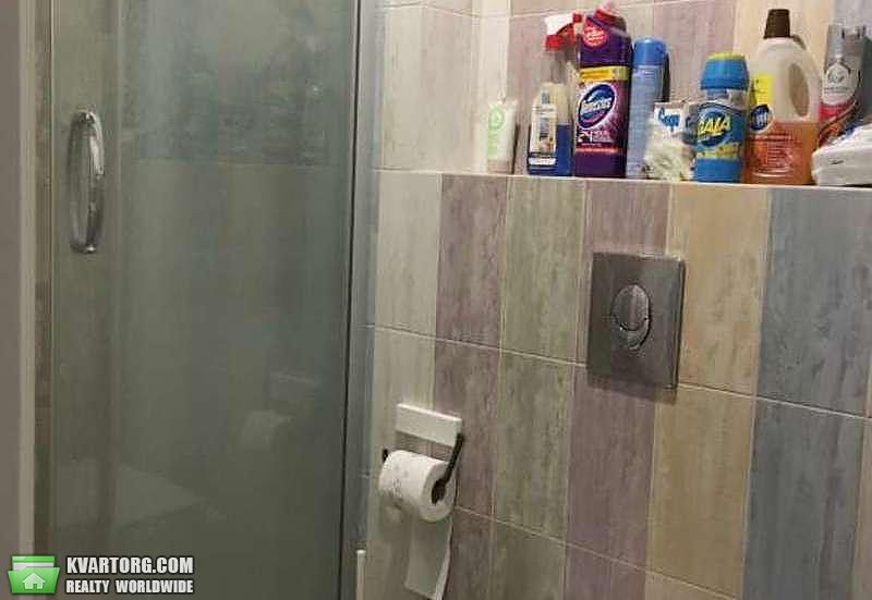 Rent out 3-room apartment. Киев,  Тургеневская — photo 9