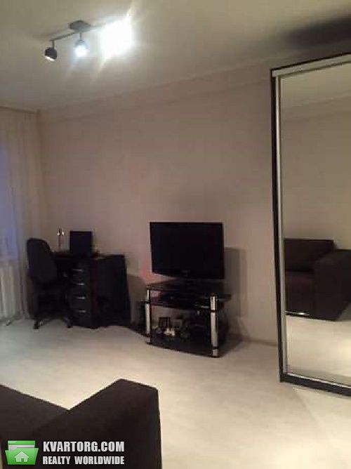 Sell 2-room apartment. Киев,  Перова бул — photo 2