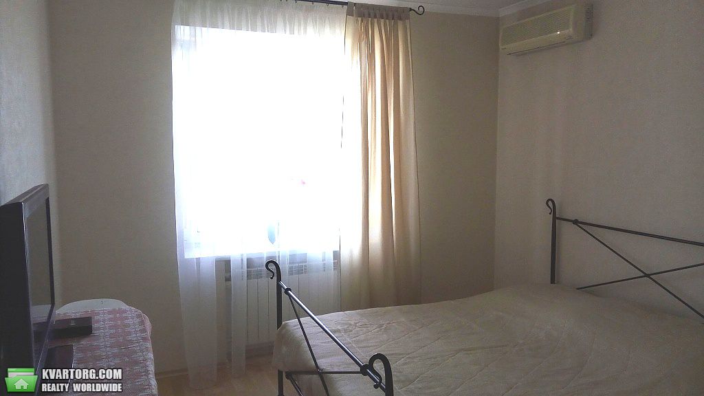 Rent out 3-room apartment. Киев,  Никольско-Слободская — photo 5