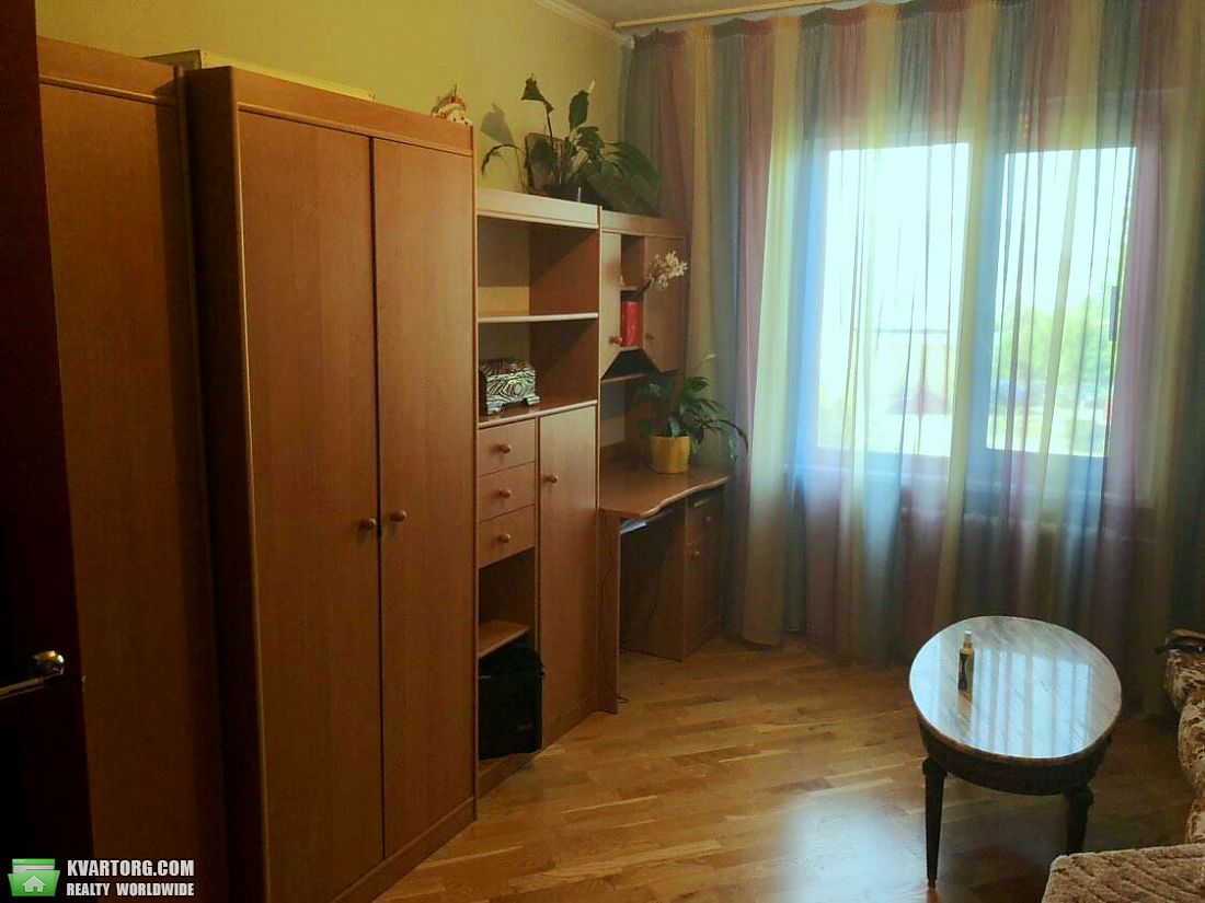 Sell 3-room apartment. Киев,  Харьковское шоссе — photo 10