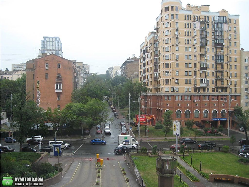 Rent out office. Киев, Жилянская — photo 9