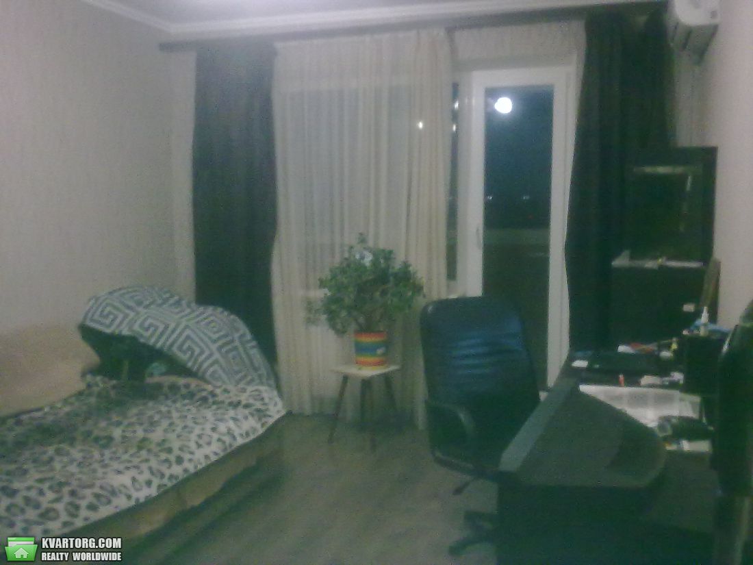 Sell 1-room apartment. Днепропетровск, ж/м Тополь-3 — photo 1