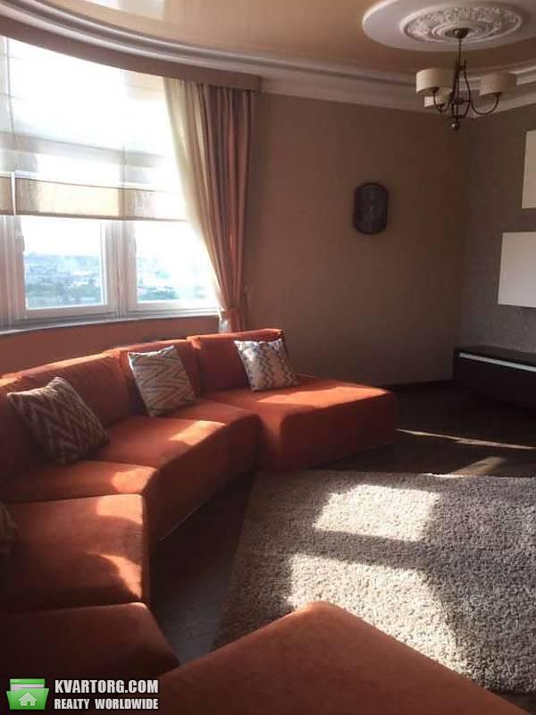 Sell 3-room apartment. Киев,  ул. Преображенская — photo 2