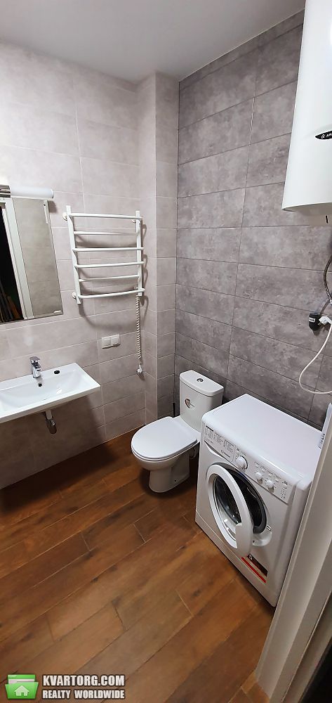 Rent out 1-room apartment. Киев, Каховська вул. — photo 10