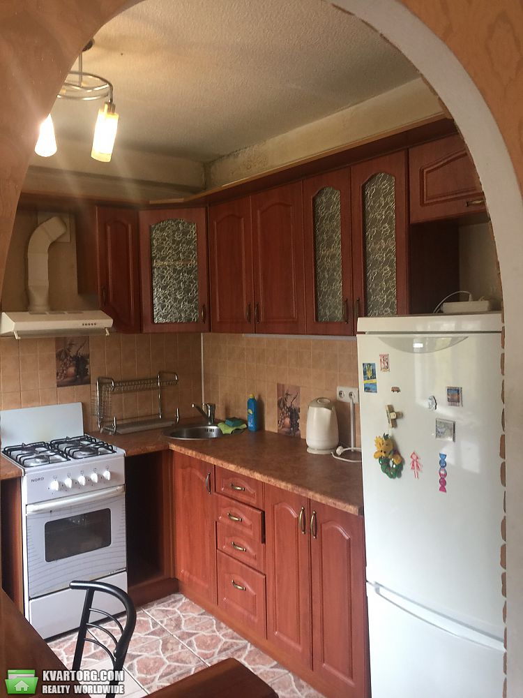Rent out 3-room apartment. Киев,  Булаховского — photo 4